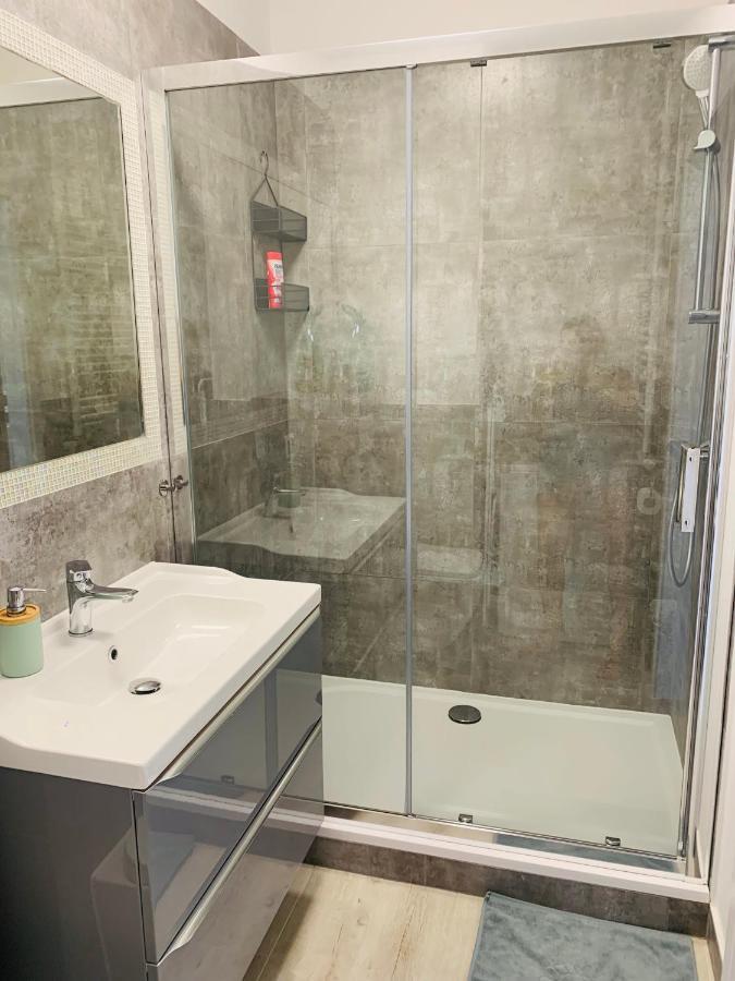 Apartament Stemar Z Dyzym Baloknem ゴジュフ・ヴィエルコポルスキ エクステリア 写真